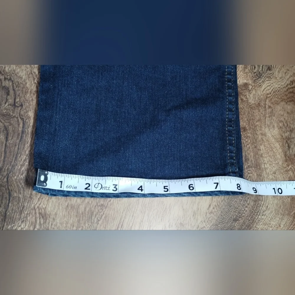 Carhartt Men's Dark Blue Straight Fit Jeans (40X30)